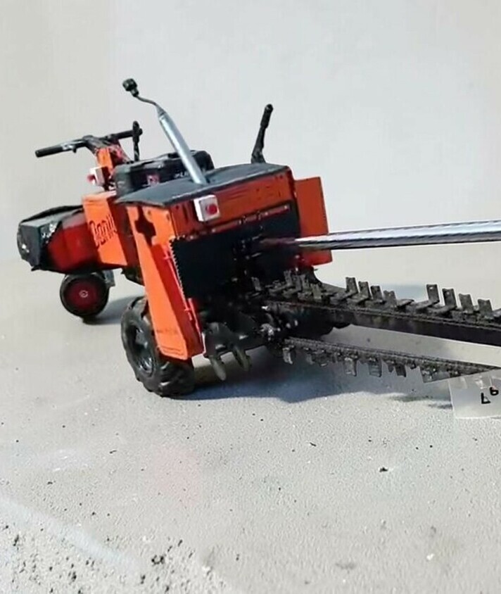 Траншеекопатель # 8 -Мощность двигателя 20 лошадиных сил
-Три передачи в транспортном режиме, две передачи в режиме разработки траншеи
-Наибольшая глубина <span style="font-weight: bold;">1.800</span> миллиметров, ширина траншеи 8 сантиметров (опционально 12 или 18 сантиметров, при увеличении ширины траншеи, глубина траншеи может уменьшаться)
-<span style="font-weight: bold;">Стоимость 740000 рублей.
					</span>